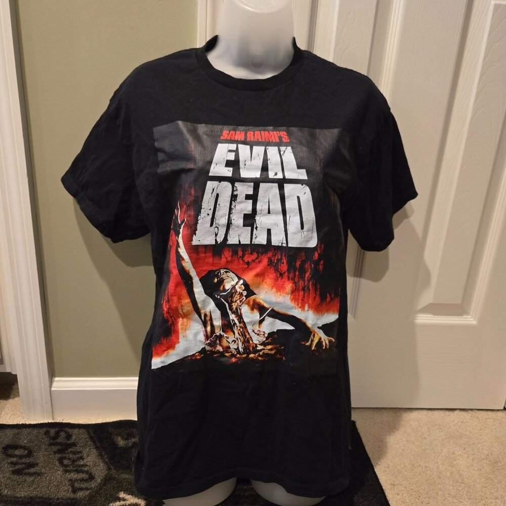 The Evil Dead Horror Movie Poster Graphic T-Shirt Size Medium